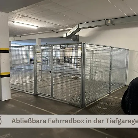 Buddha - Stadtnah, Balkon, Parkplatz, E-ladestation Fuer Autos & Fahrraeder, Fitnessstudio