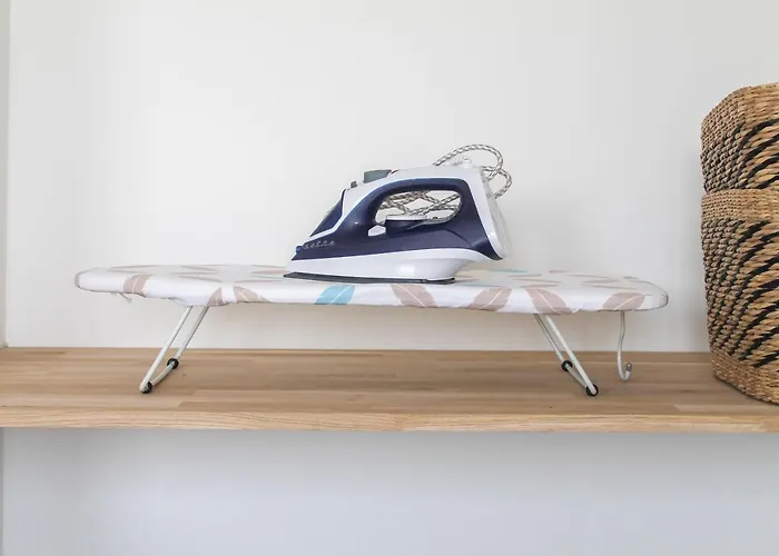 Buddha - Stadtnah, Balkon, Parkplatz, E-ladestation Fuer Autos & Fahrraeder, Fitnessstudio